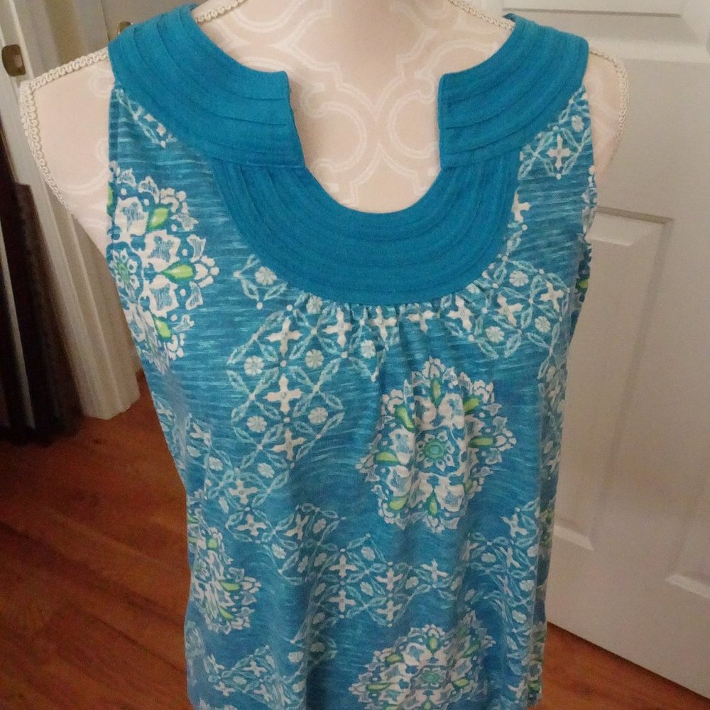 Ladies Size M Aqua/Lime Sleeveless Tank Top